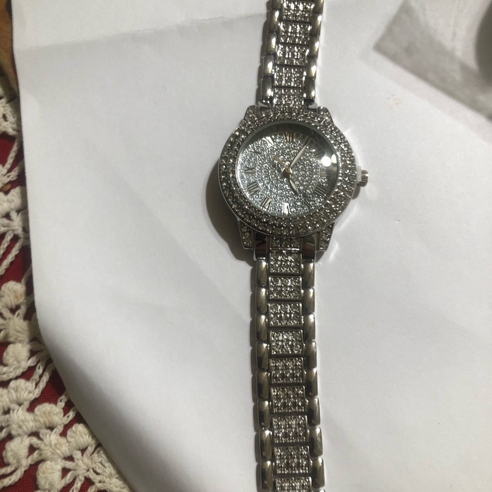 Elegant Silver Women's Watch